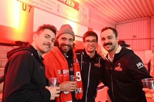 Spieler der Hannover Scorpions auf der Saisonabschlussfeier 